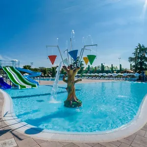 Del Garda Village And Campingplatz