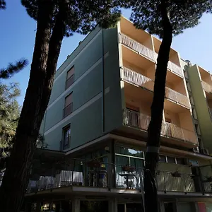 Hotel Pine Beach